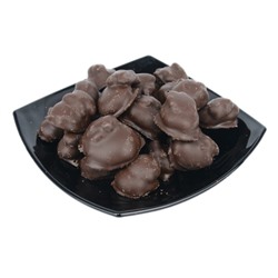 Абрикос с грецким орехом в темной шоколадной глазури 150 гр.