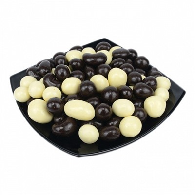 Ассорти орехово-ягодное в белой и темной шоколадной глазури 150 гр.